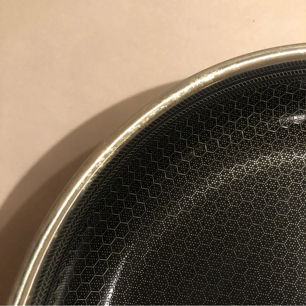 HEXCLAD 10" Frying Pan Hybrid Stainless Steel Non-Stick Fry Pan with Lid - Picture 9 of 16